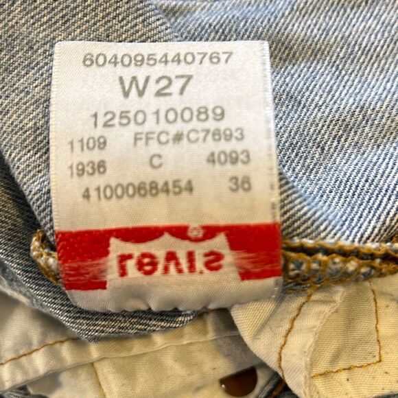 Levi’s Vintage Premium 501 Distressed Button Fly Jean Size 27 - Picture 3 of 6